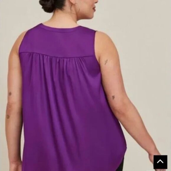 Torrid Satin Split Front Tank Sleeveless V Neck Silky Top Grey Size 5 - Picture 8 of 8